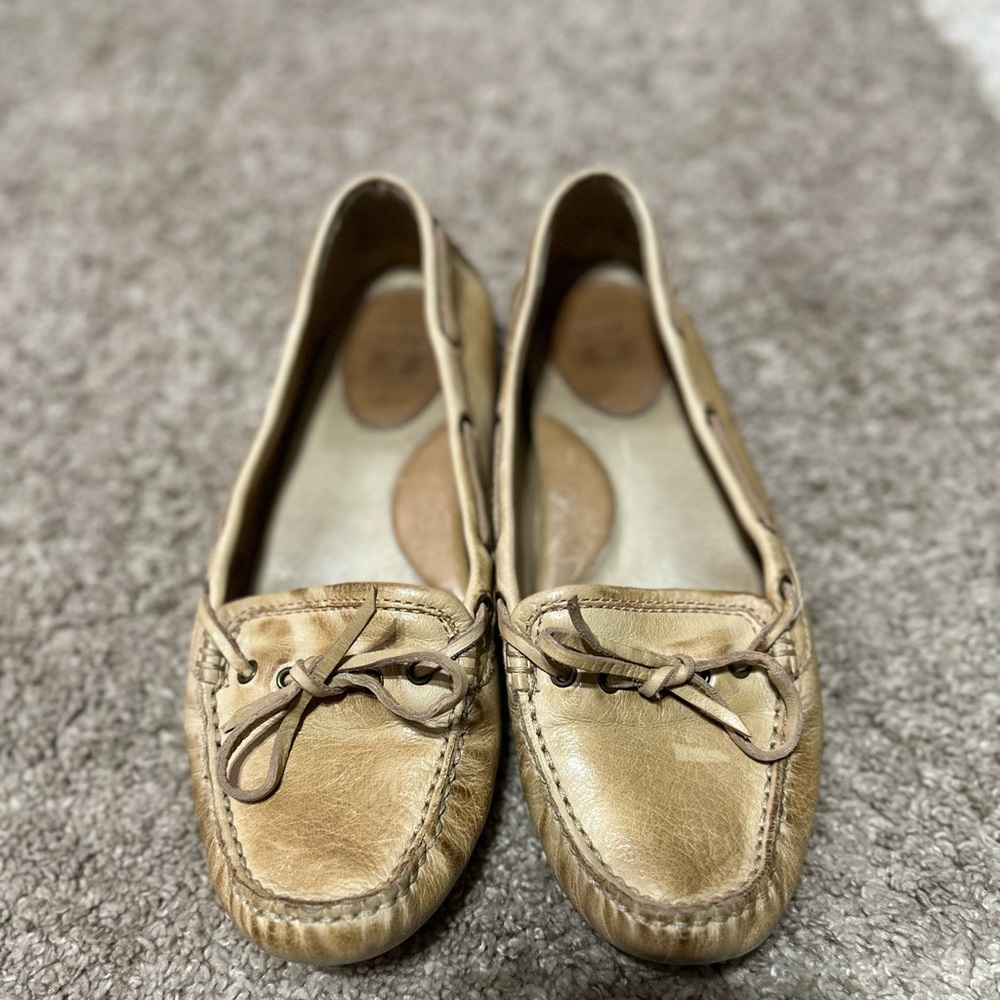 Frye Moccasin Flats